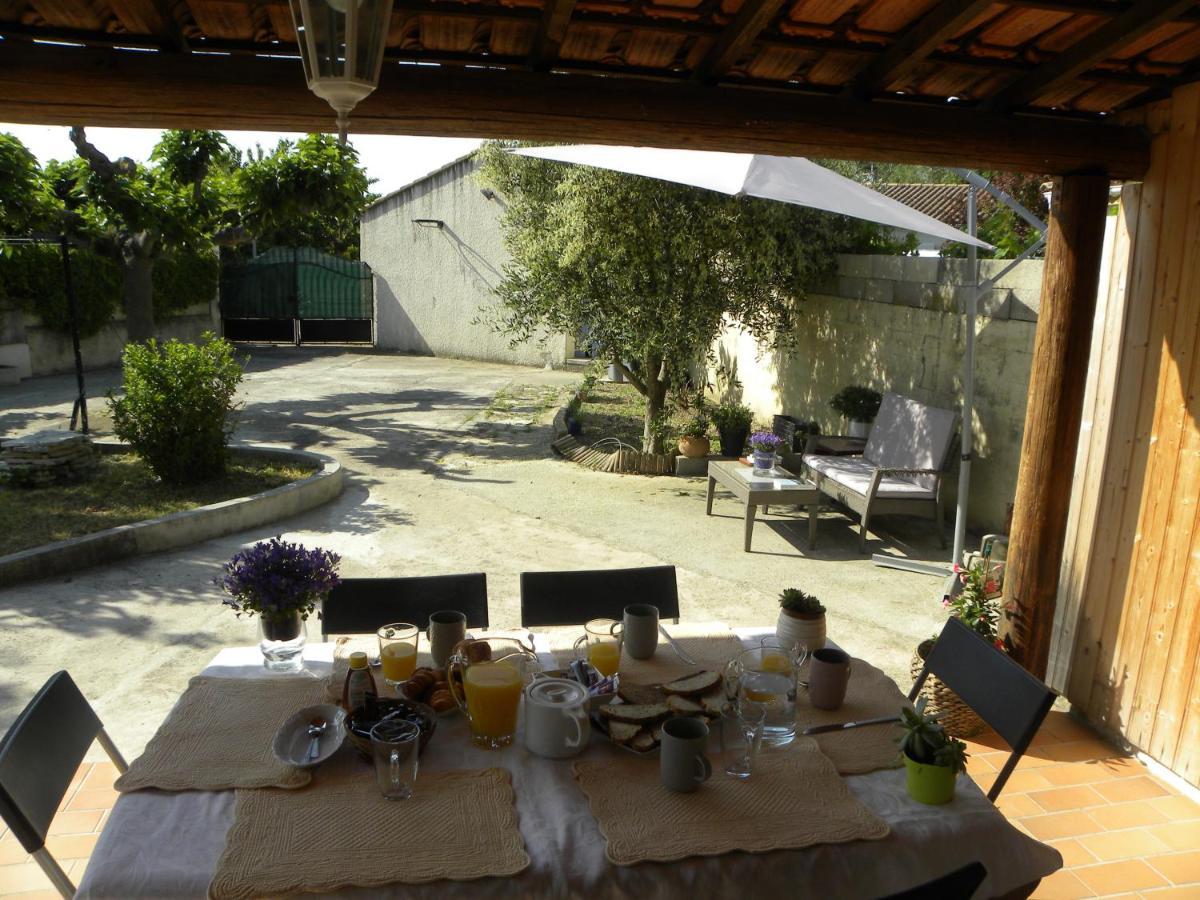 La Maison D'Ogooue Carpentras Exterior photo