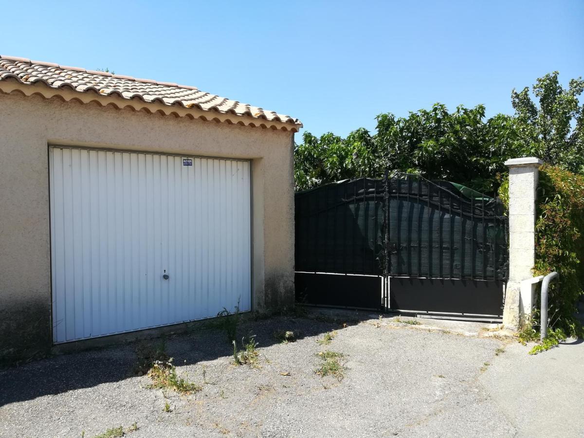 La Maison D'Ogooue Carpentras Exterior photo